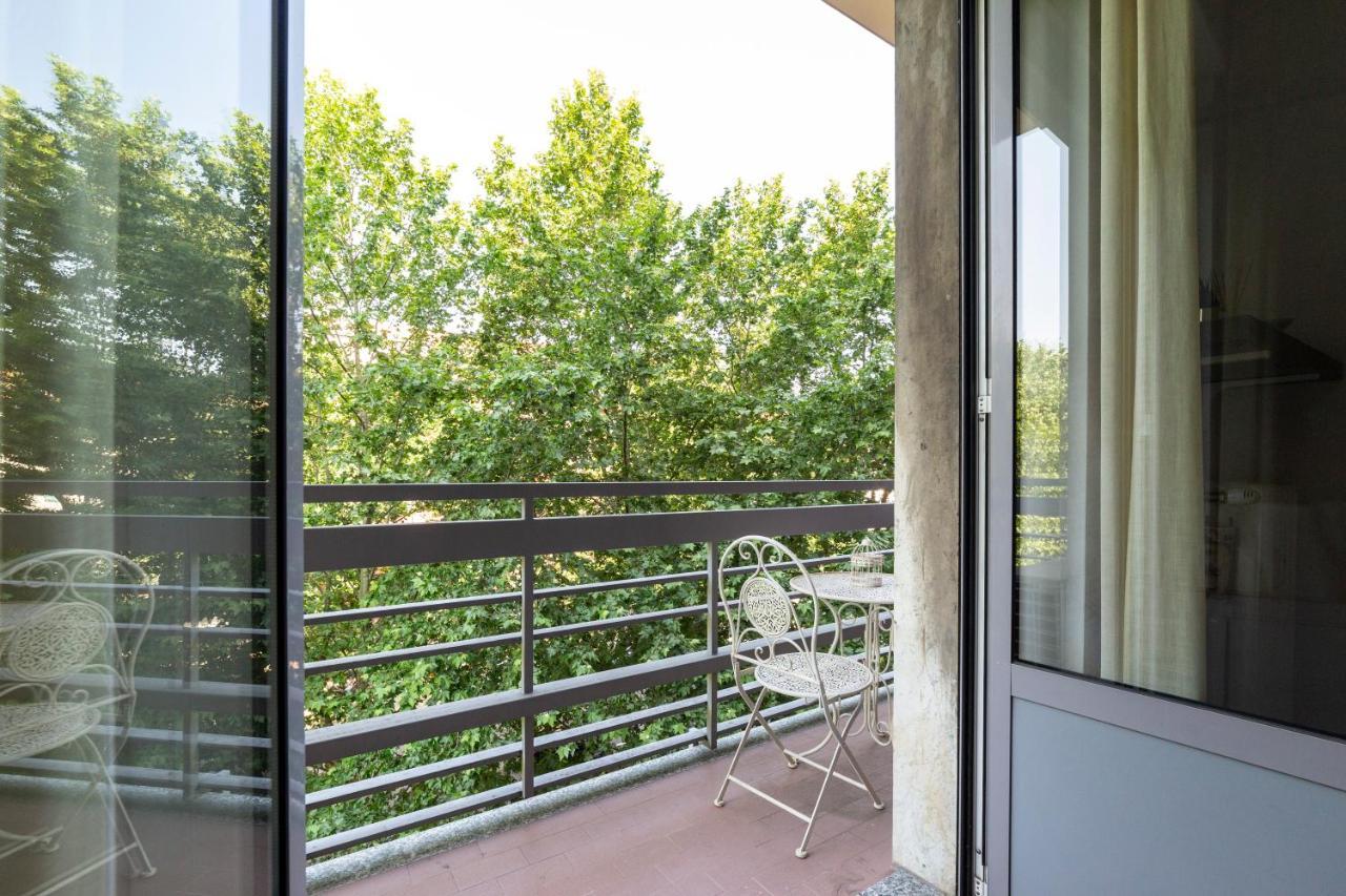 Calvairate Balcony * Mailand